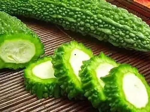 老曹dk吃瓜