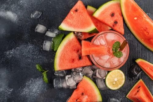 吃瓜医学院,揭秘校园里的趣味医学故事